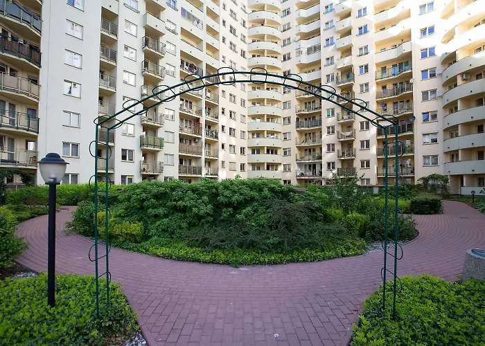 Apartment Metro Wilanowska Z Dostepem Do Basenu I Silowni Warsaw