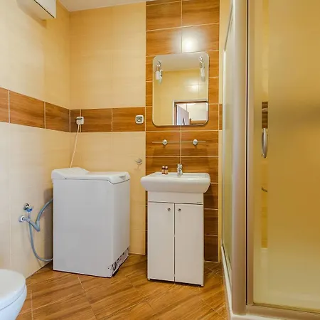 Apartman Metro Wilanowska Z Dostepem Do Basenu I Silowni Varsó