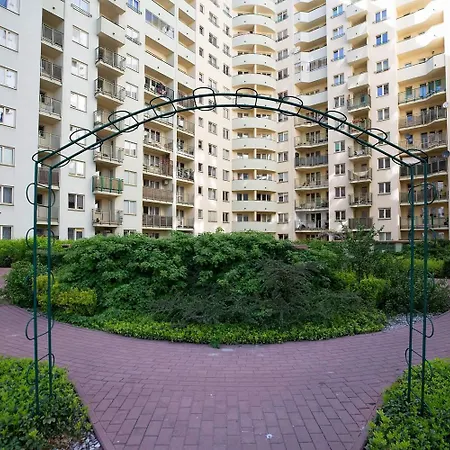 Apartamento Metro Wilanowska Z Dostepem Do Basenu I Silowni Varsovia